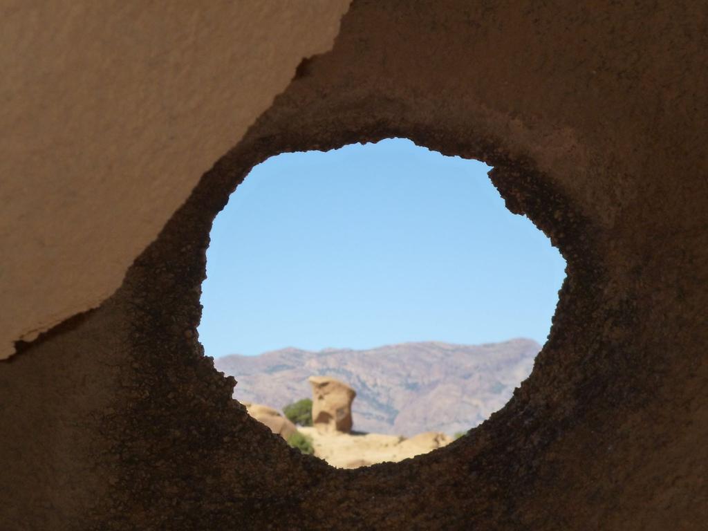 Maison D'Hotes Afoulki Tafraout Ruang foto