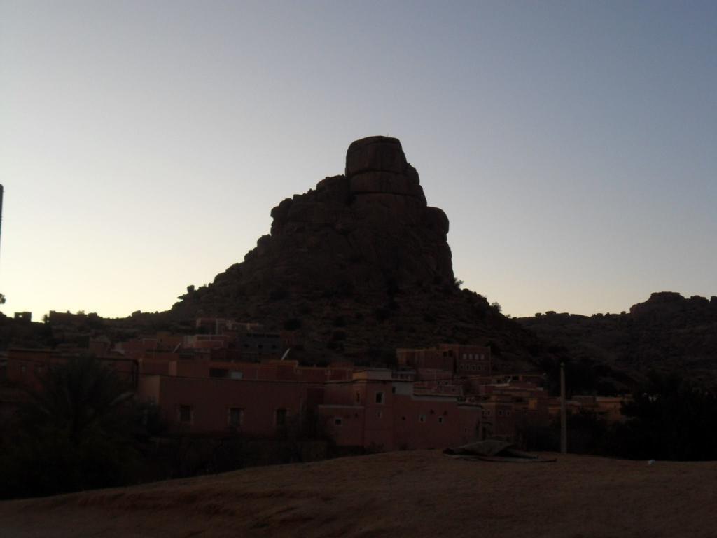 Maison D'Hotes Afoulki Tafraout Ruang foto
