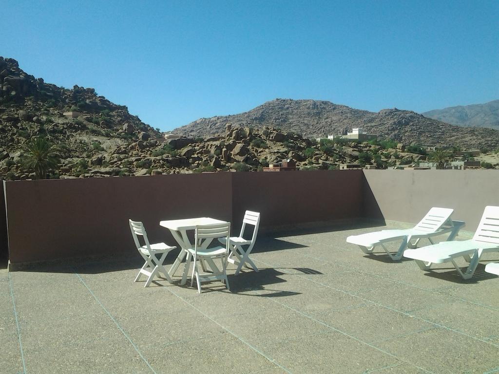 Maison D'Hotes Afoulki Tafraout Ruang foto