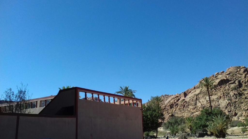 Maison D'Hotes Afoulki Tafraout Bagian luar foto